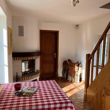 La Petite Maison De La Vallee Bazainville Buitenkant foto